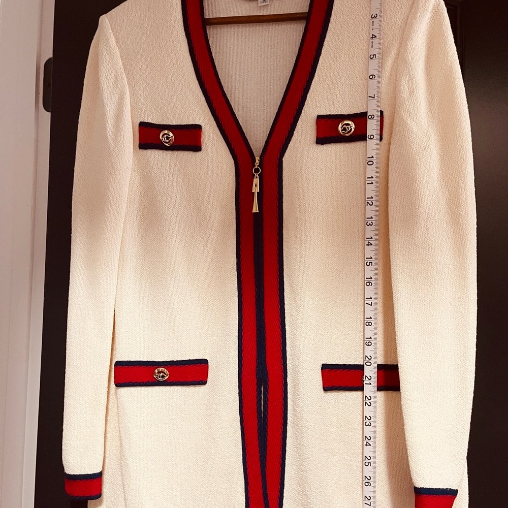 St. John collection Women's Cream Sweater and White skirt set - Picture 3 of 12
